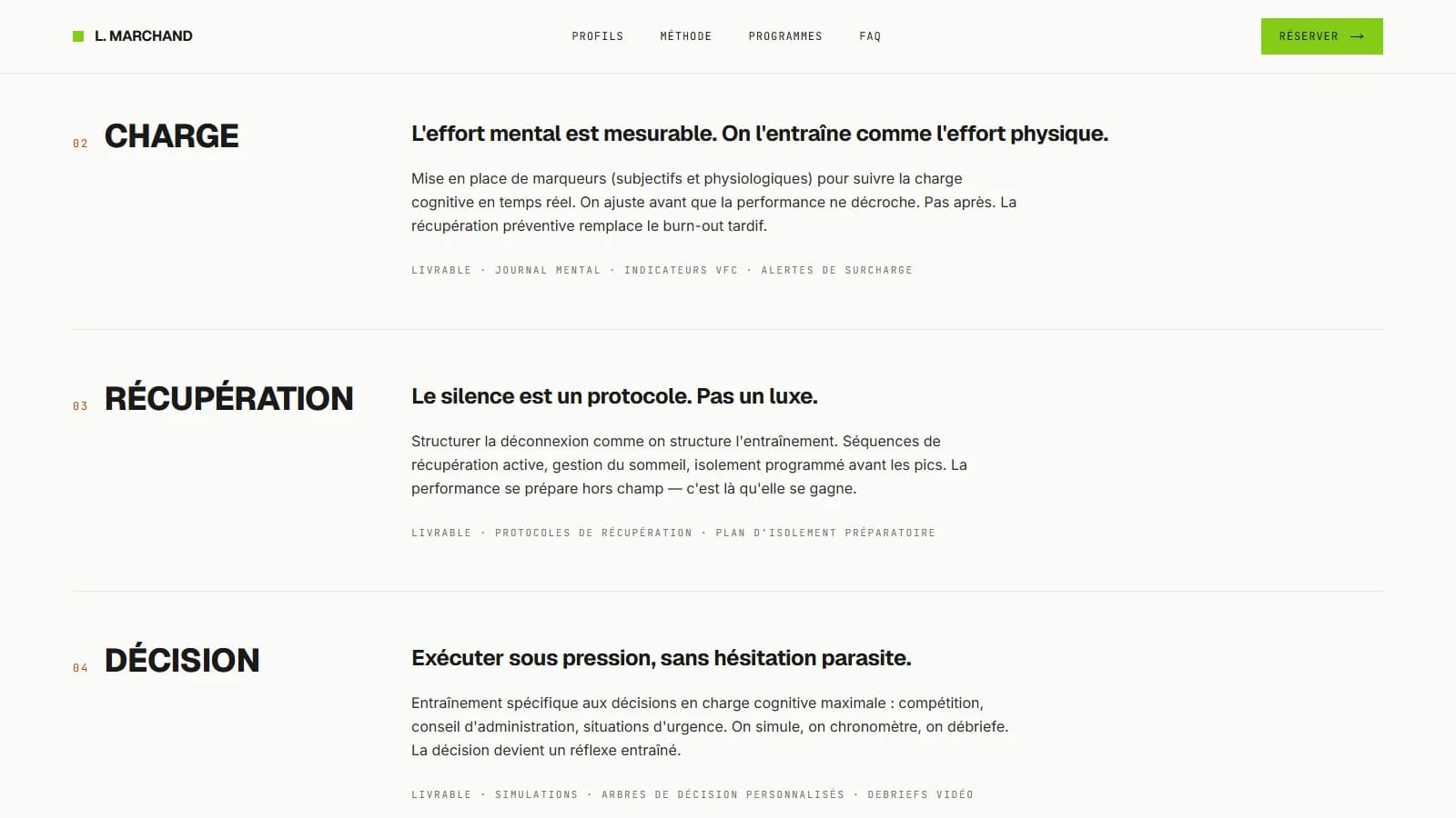 Section méthode Système Mental avec trois des quatre piliers entraînables — Charge, Récupération et Décision — chacun assorti de ses livrables (journal mental, indicateurs VFC, protocoles de récupération, simulations)