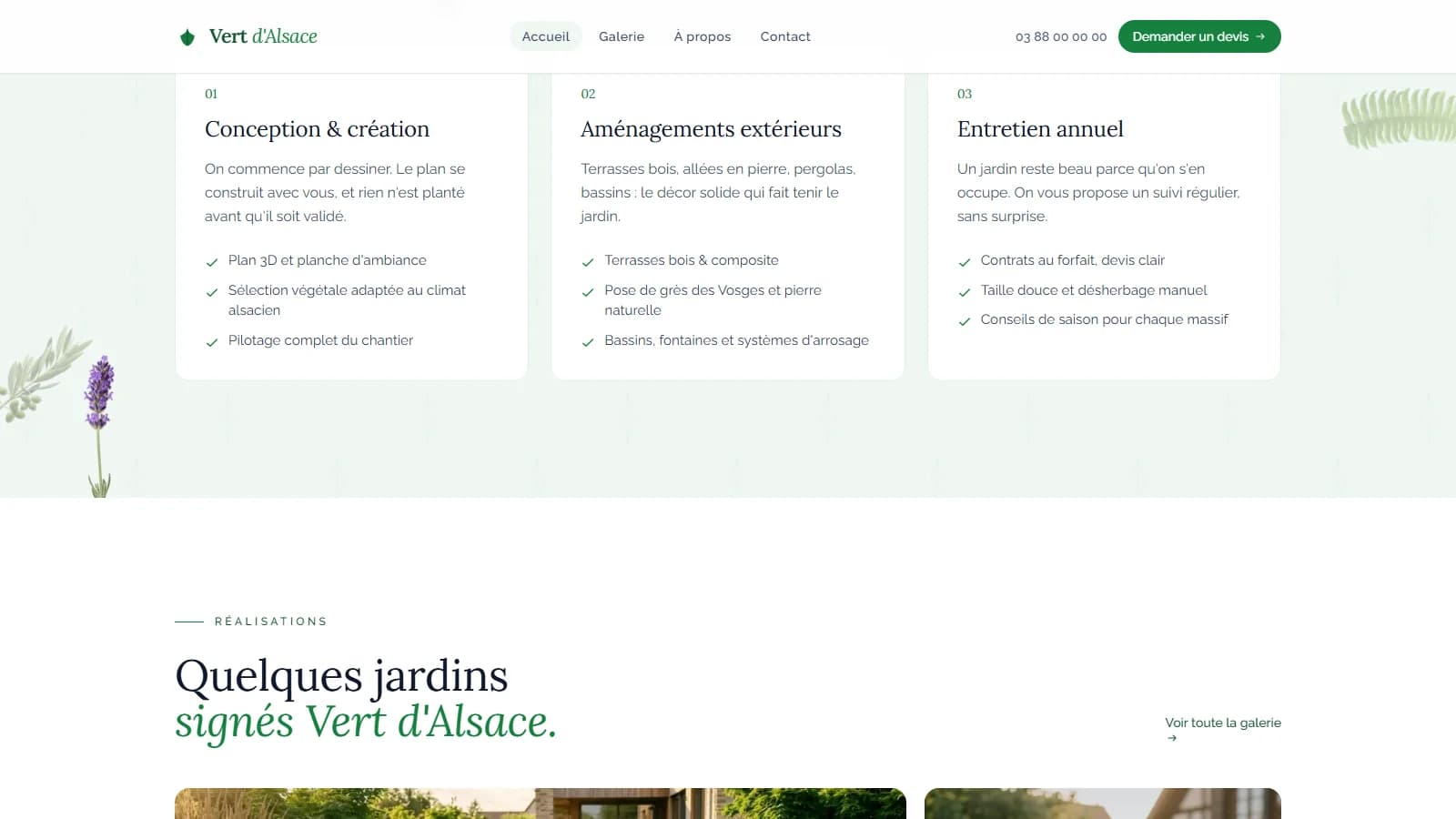Section services « Trois manières de prendre soin de votre jardin » avec trois cartes — Conception & création (plan 3D, sélection végétale adaptée au climat alsacien, pilotage de chantier), Aménagements extérieurs (terrasses bois, grès des Vosges, bassins) et Entretien annuel (forfaits, taille douce, conseils de saison) — au-dessus du titre « Quelques jardins signés Vert d'Alsace. »
