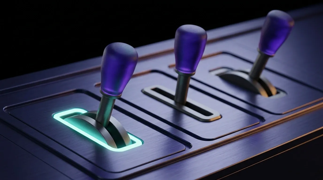 Trois leviers industriels de precision alignes sur un panneau metal brosse indigo, poignee gauche activee glow glaucous, poignees violettes en verre depoli retroeclaire